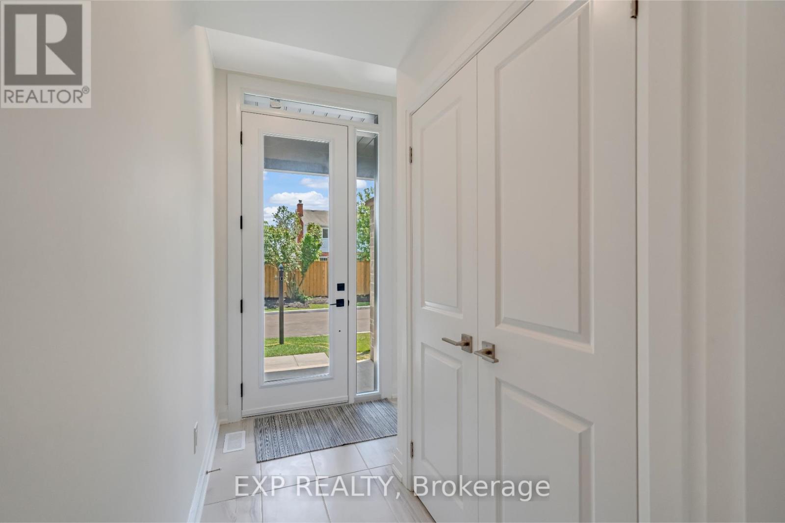 6 - 2154 Walkers Line, Burlington, Ontario  L7M 3R9 - Photo 7 - W12432972