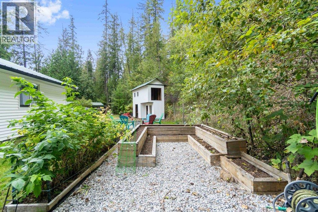 9048 Hummingbird Drive, Swansea Point, British Columbia  V0E 2K2 - Photo 76 - 10342317