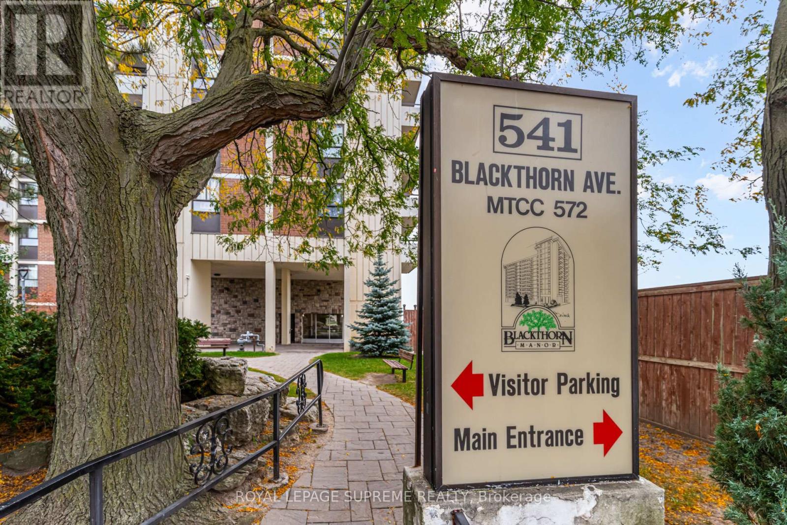 206 - 541 Blackthorn Avenue, Toronto, Ontario  M6M 5A6 - Photo 1 - W12452581