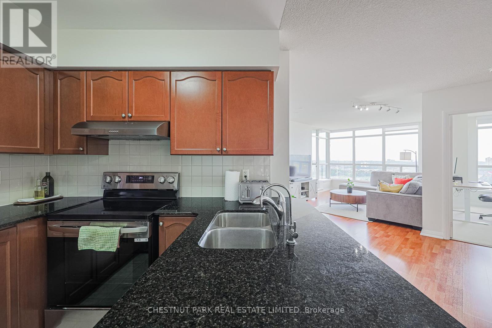 1401 - 220 Forum Drive, Mississauga (Hurontario), Ontario  L4Z 4K1 - Photo 8 - W12452592