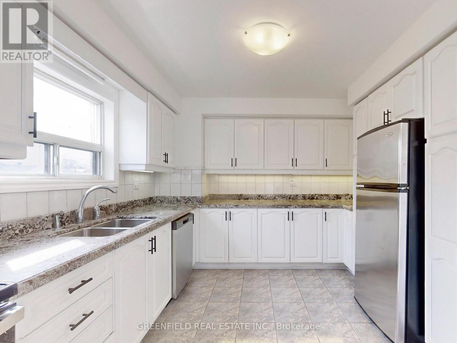 3131 Weston Road, Toronto, Ontario  M9M 2T4 - Photo 13 - W12452596