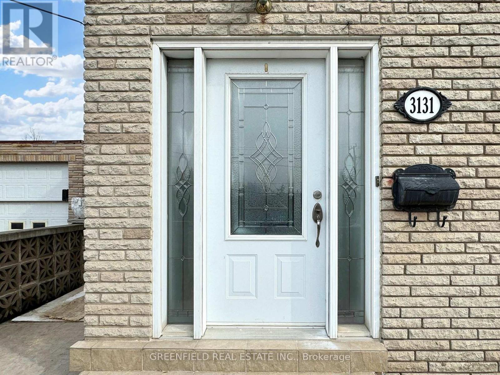 3131 Weston Road, Toronto, Ontario  M9M 2T4 - Photo 2 - W12452596