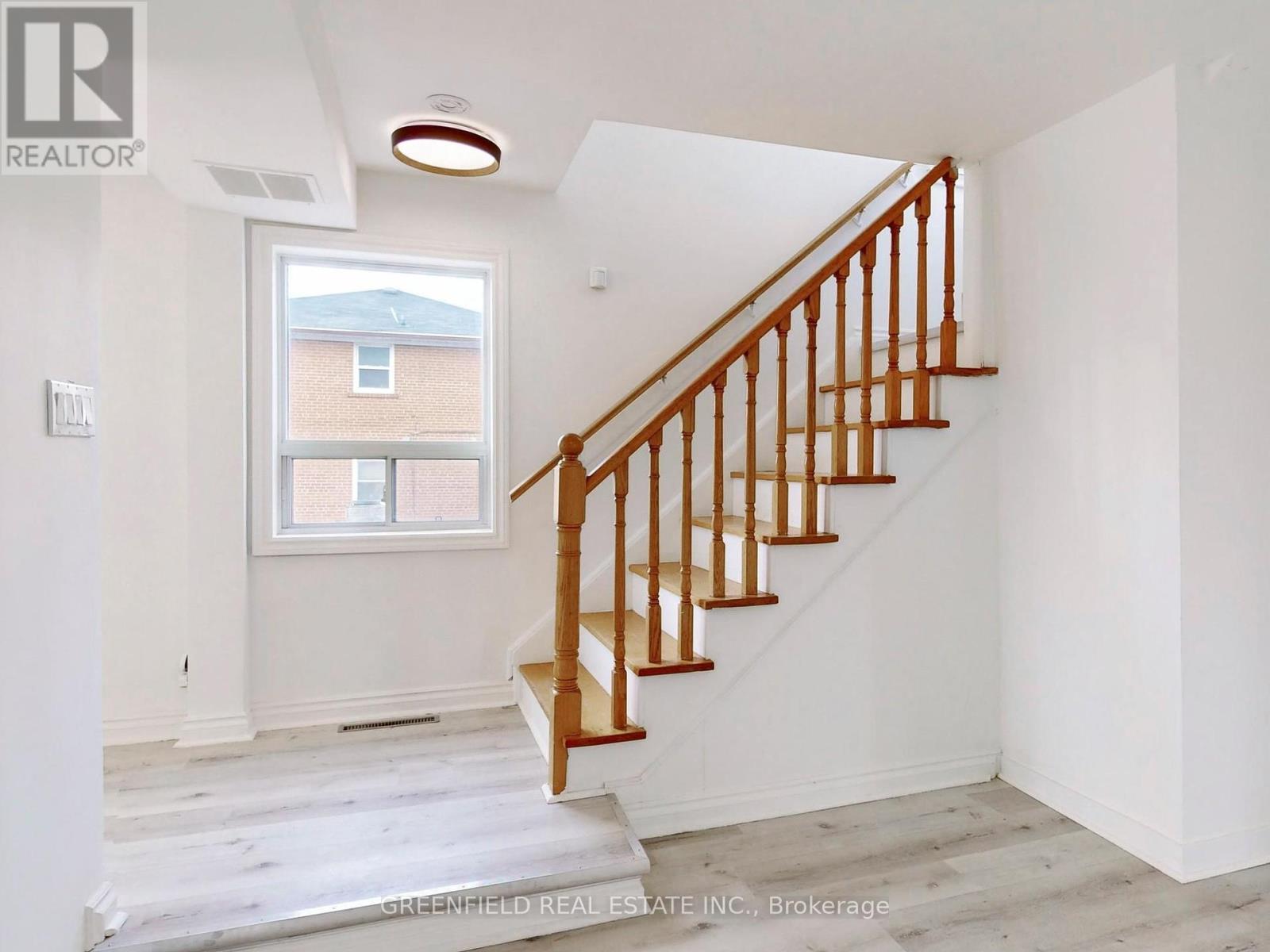 3131 Weston Road, Toronto, Ontario  M9M 2T4 - Photo 23 - W12452596
