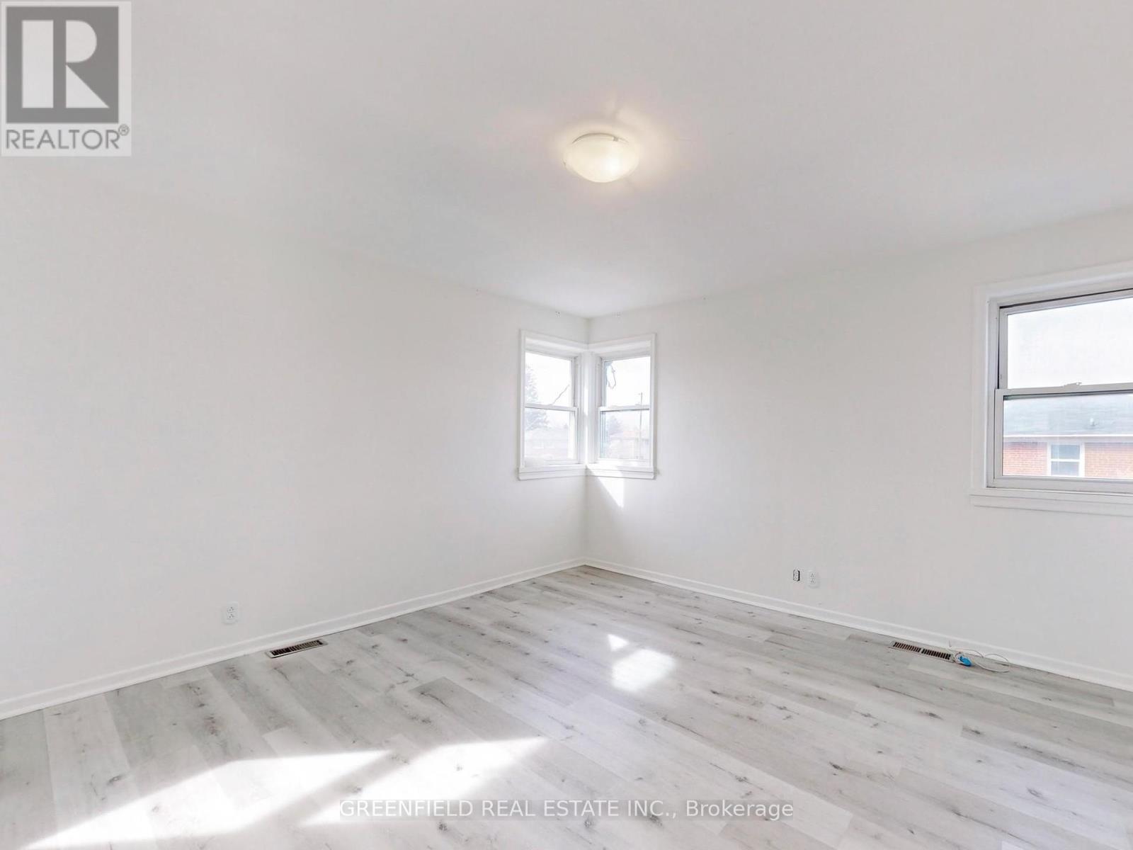 3131 Weston Road, Toronto, Ontario  M9M 2T4 - Photo 27 - W12452596