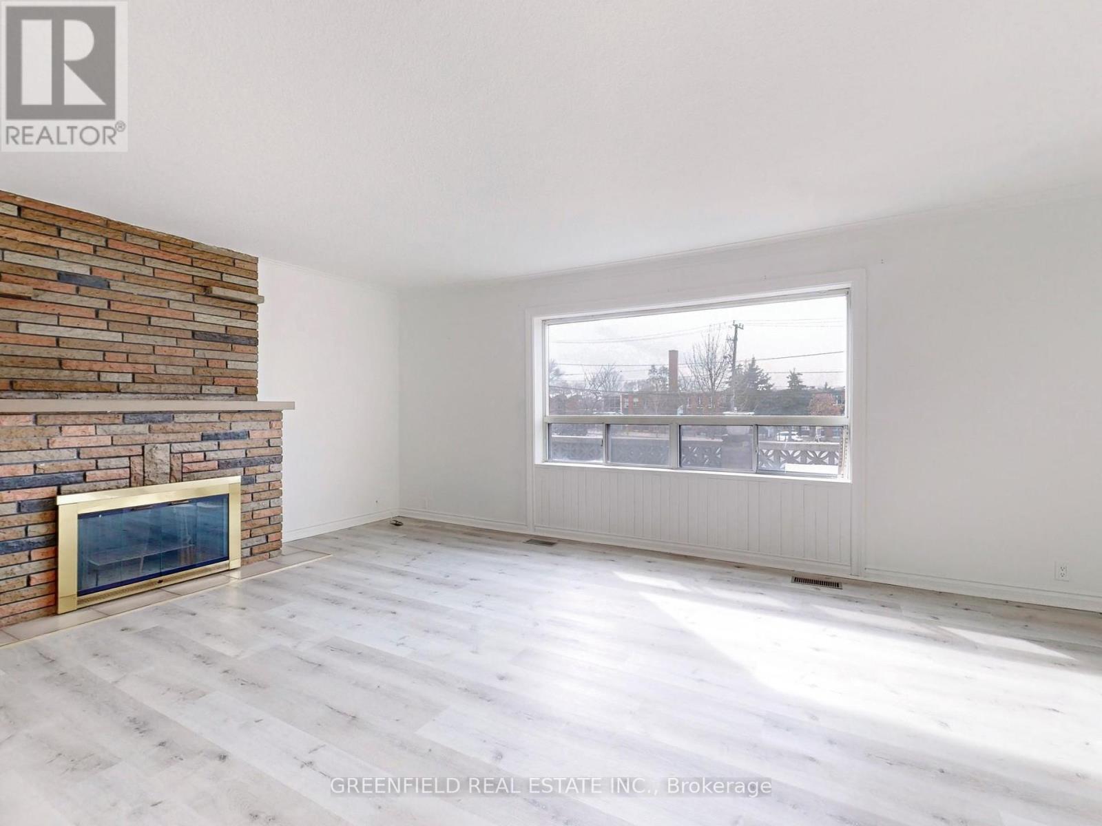 3131 Weston Road, Toronto, Ontario  M9M 2T4 - Photo 3 - W12452596