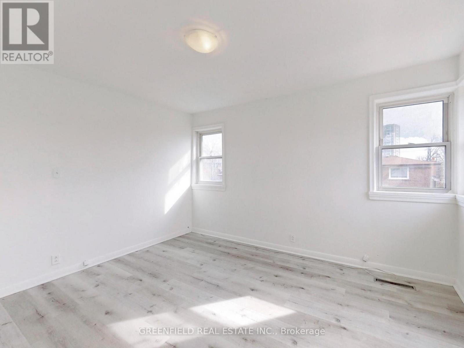 3131 Weston Road, Toronto, Ontario  M9M 2T4 - Photo 33 - W12452596