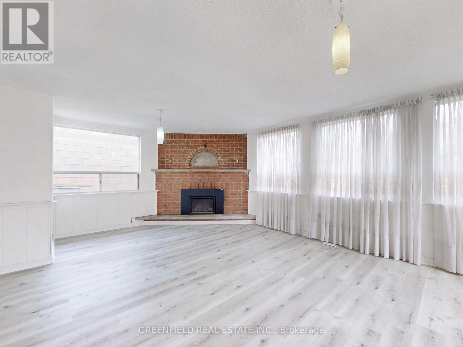 3131 Weston Road, Toronto, Ontario  M9M 2T4 - Photo 8 - W12452596