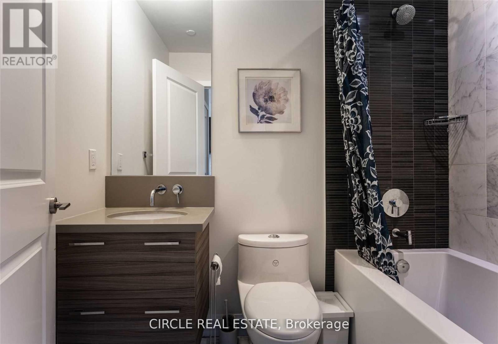 1806 - 33 Shore Breeze Drive, Toronto (Mimico), Ontario  M8V 1A1 - Photo 12 - W12452603