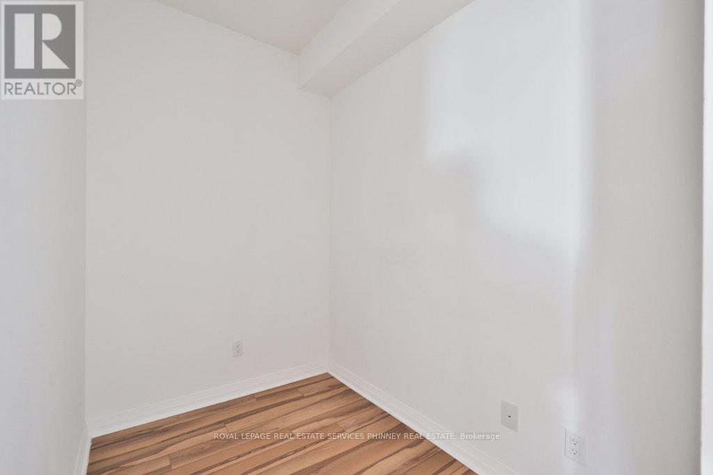 1610 - 55 Eglinton Avenue W, Mississauga, Ontario  L5R 0E4 - Photo 6 - W12452604