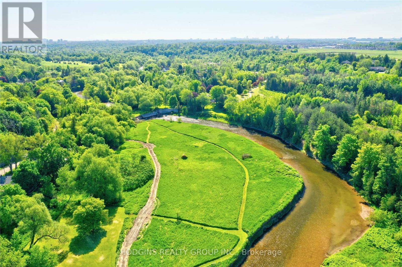 63 River Road, Brampton (Huttonville), Ontario  L6X 0A8 - Photo 1 - W12452610