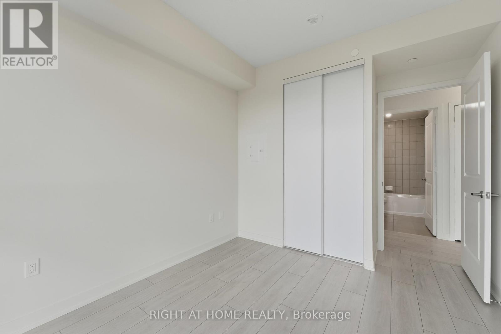 2308 - 38 Annie Craig Drive, Toronto, Ontario  M8V 0H1 - Photo 10 - W12452619