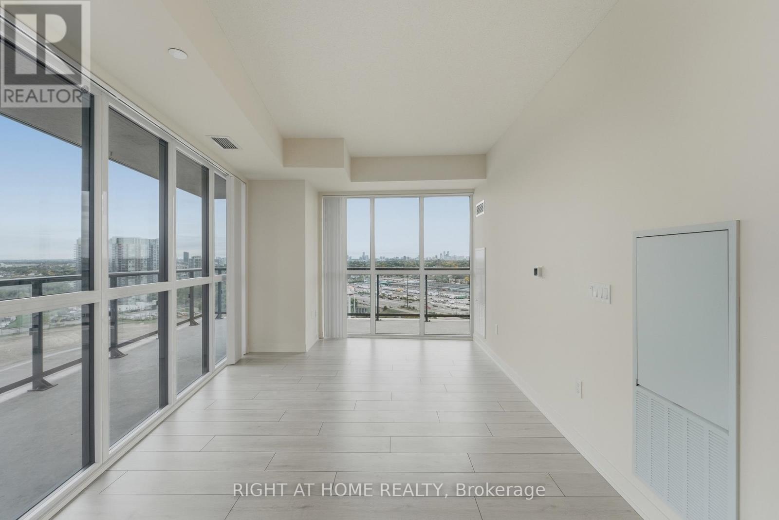 2308 - 38 Annie Craig Drive, Toronto, Ontario  M8V 0H1 - Photo 5 - W12452619