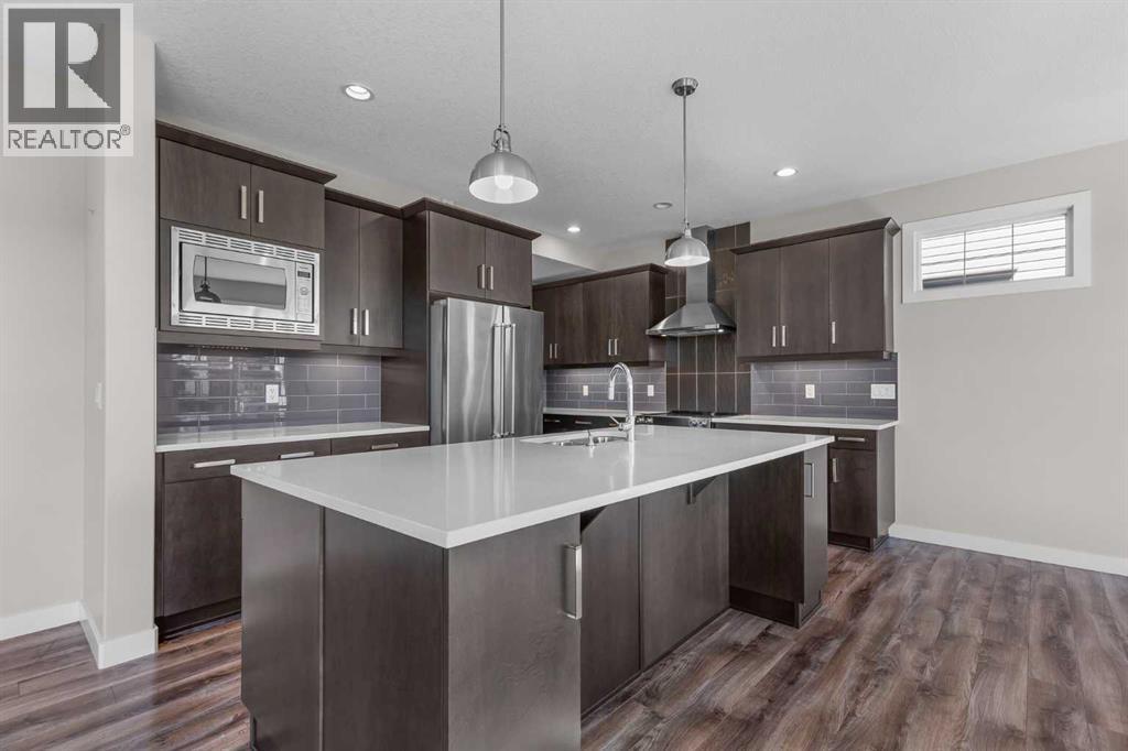 2321 Bayside Circle Sw, Airdrie, Alberta  T4B 0V4 - Photo 4 - A2243438