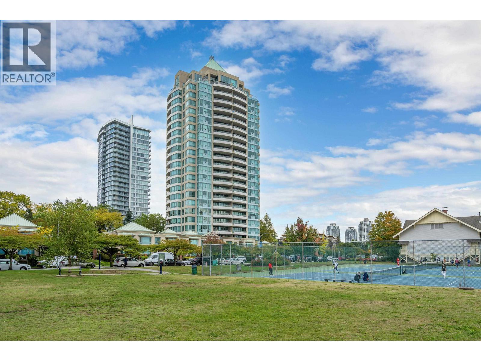 1803 6659 SOUTHOAKS CRESCENT, Burnaby, British Columbia