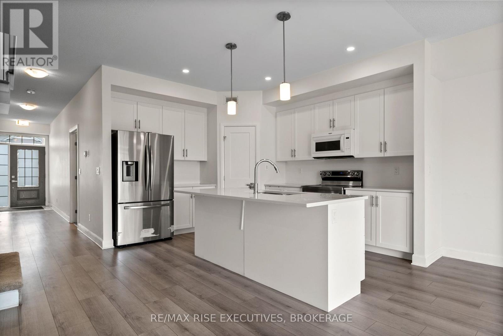 353 Buckthorn Drive, Kingston, Ontario  K7P 0S1 - Photo 8 - X12452657