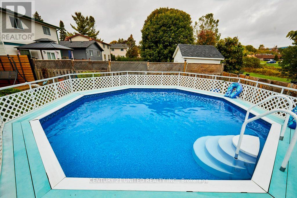 273 Belfast Court, Oshawa, Ontario  L1J 6K7 - Photo 15 - E12452755