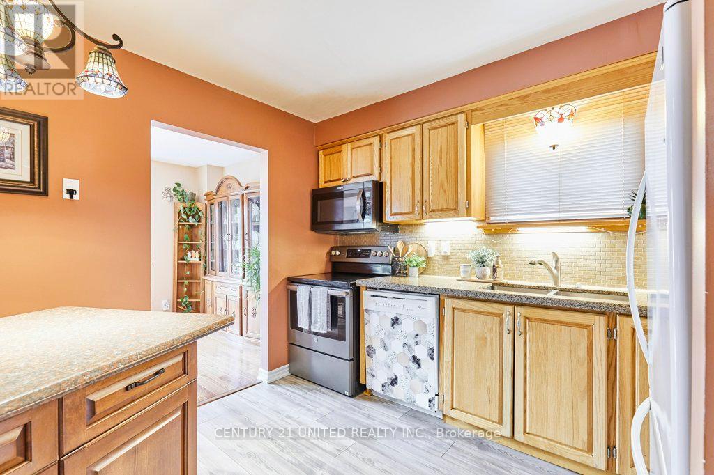 273 Belfast Court, Oshawa, Ontario  L1J 6K7 - Photo 24 - E12452755