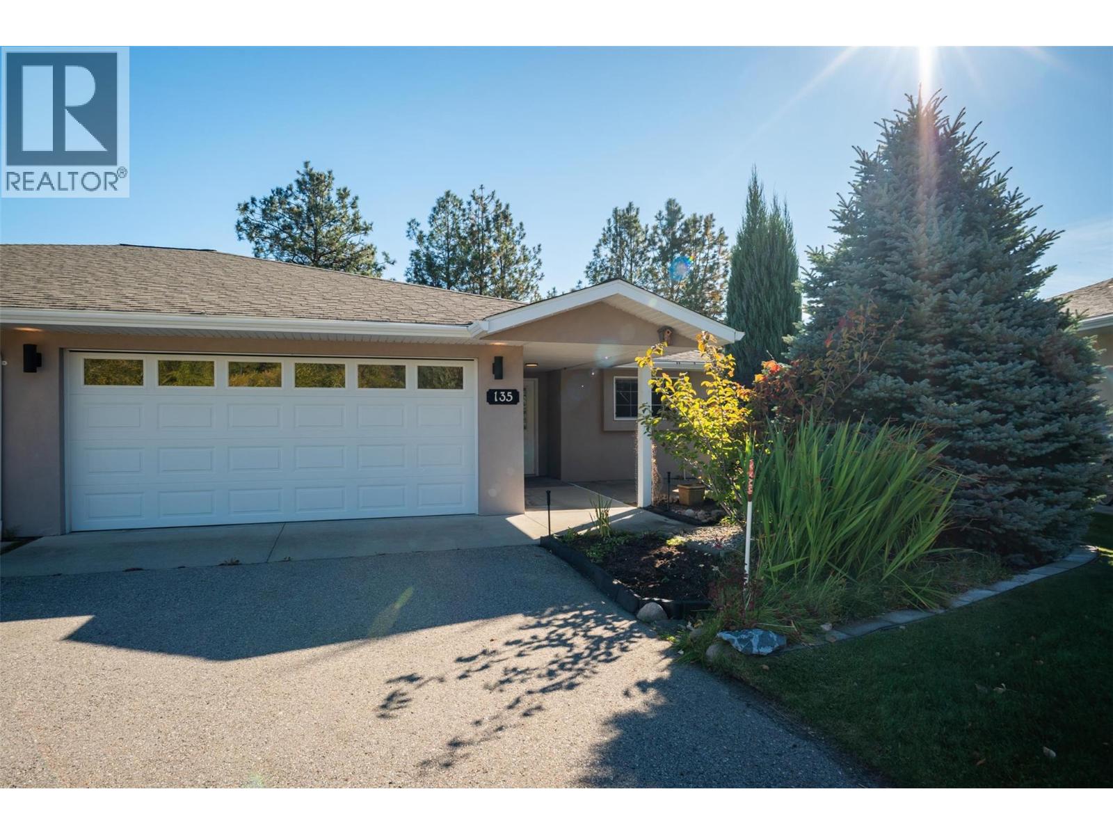 4200 Grandview Drive Unit# 135, Castlegar, British Columbia  V1N 4X6 - Photo 2 - 10365238