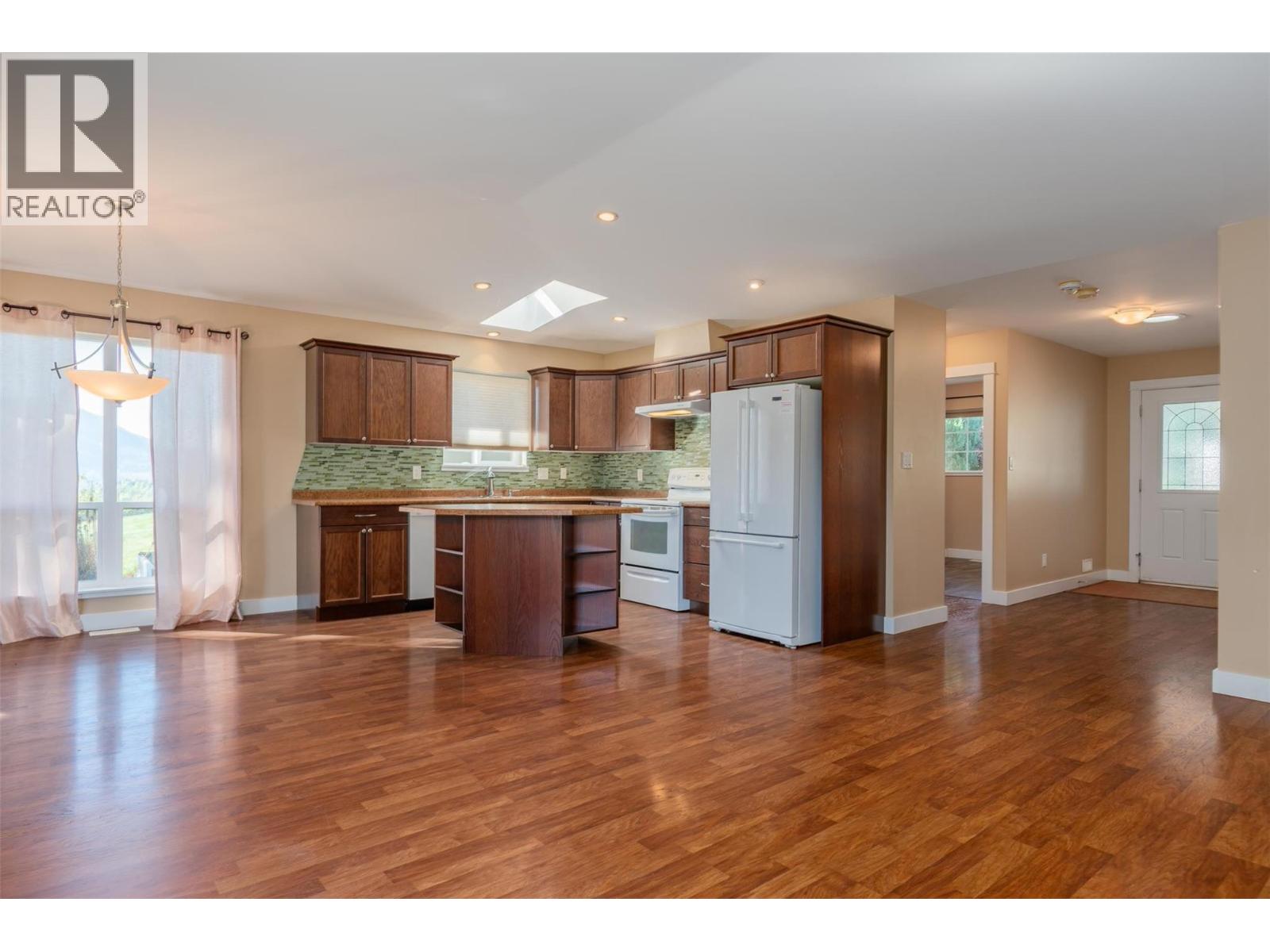 4200 Grandview Drive Unit# 135, Castlegar, British Columbia  V1N 4X6 - Photo 23 - 10365238