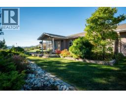 4200 Grandview Drive Unit# 135, castlegar, British Columbia