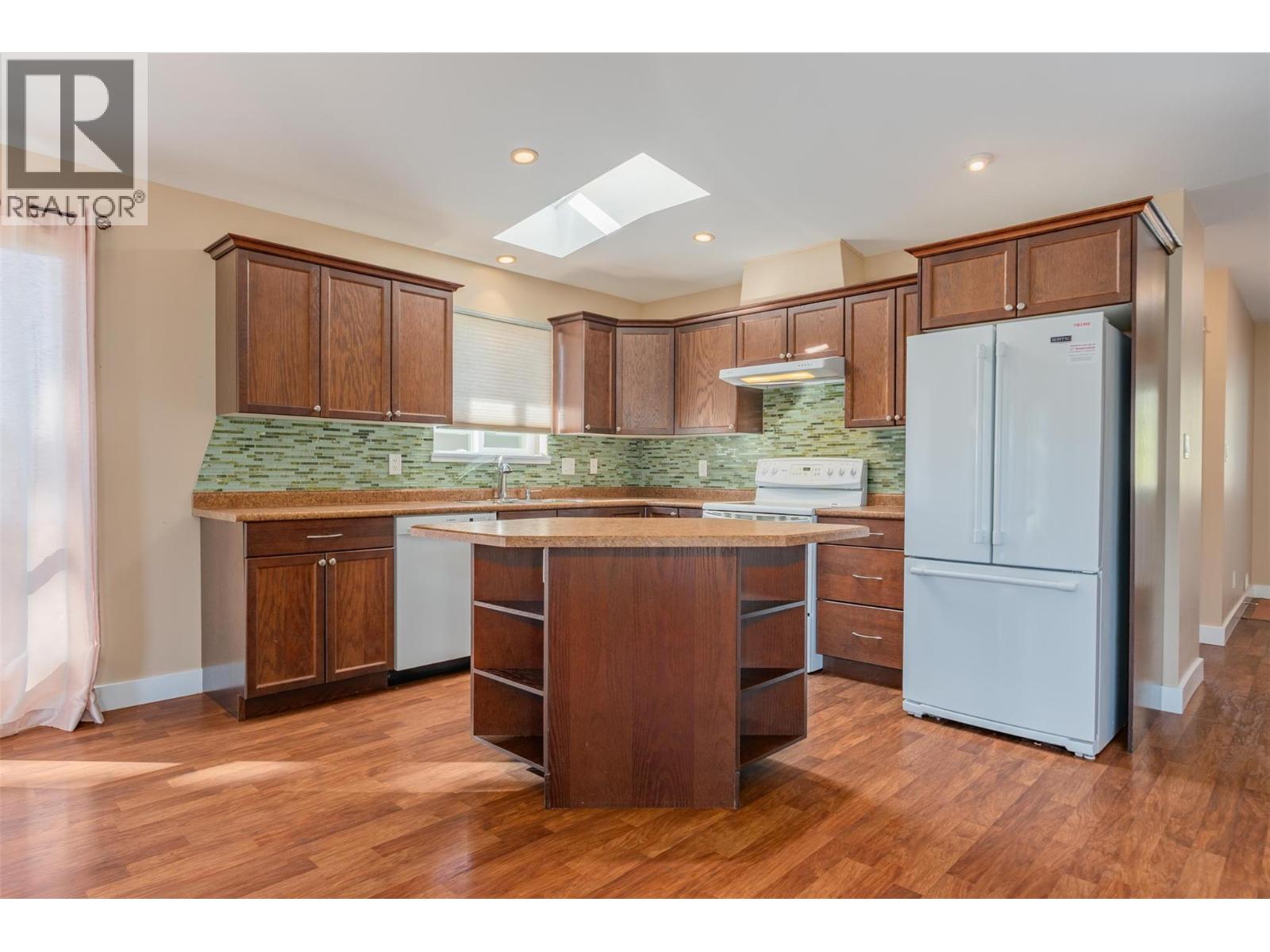 4200 Grandview Drive Unit# 135, Castlegar, British Columbia  V1N 4X6 - Photo 24 - 10365238