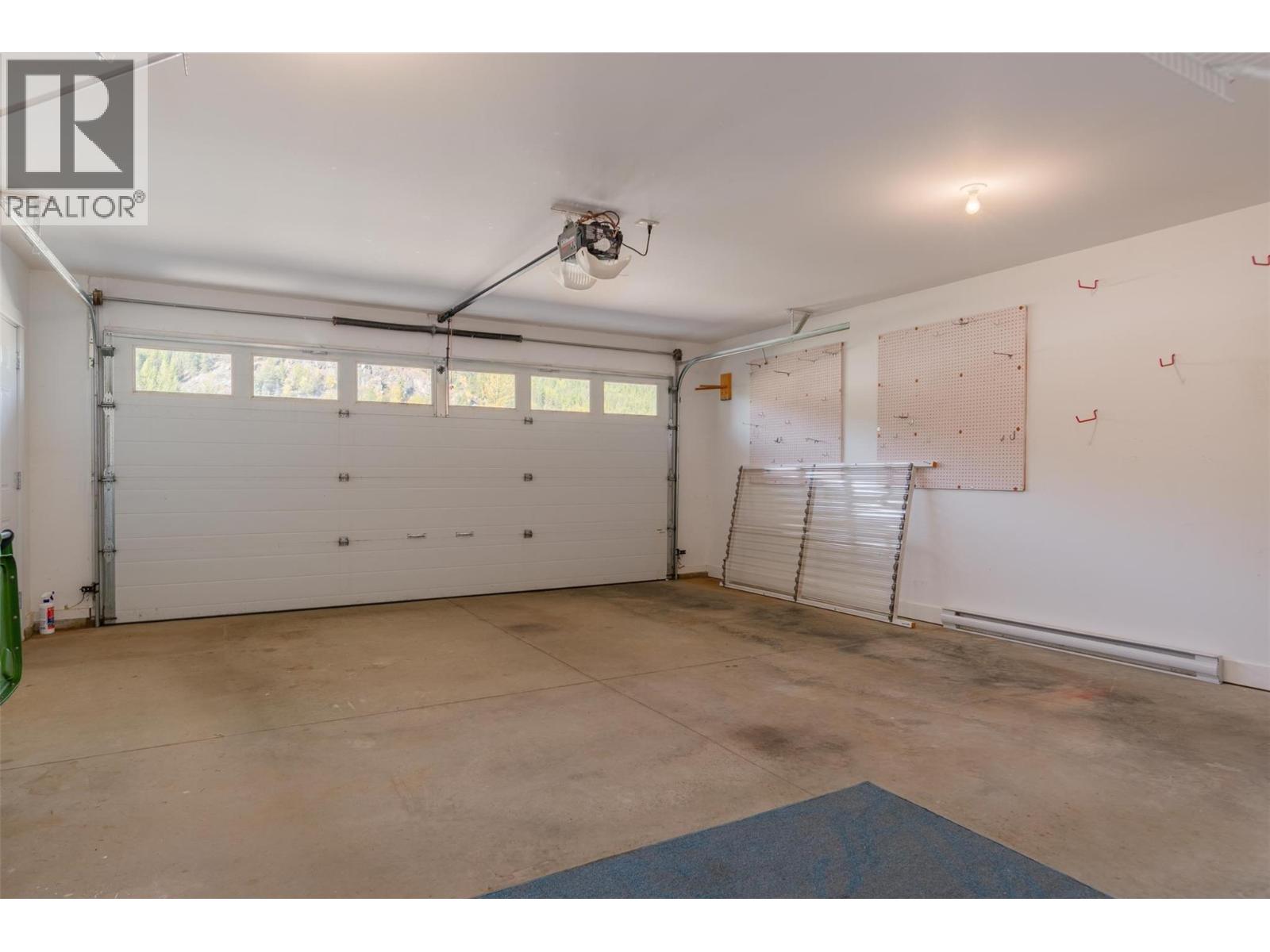 4200 Grandview Drive Unit# 135, Castlegar, British Columbia  V1N 4X6 - Photo 40 - 10365238