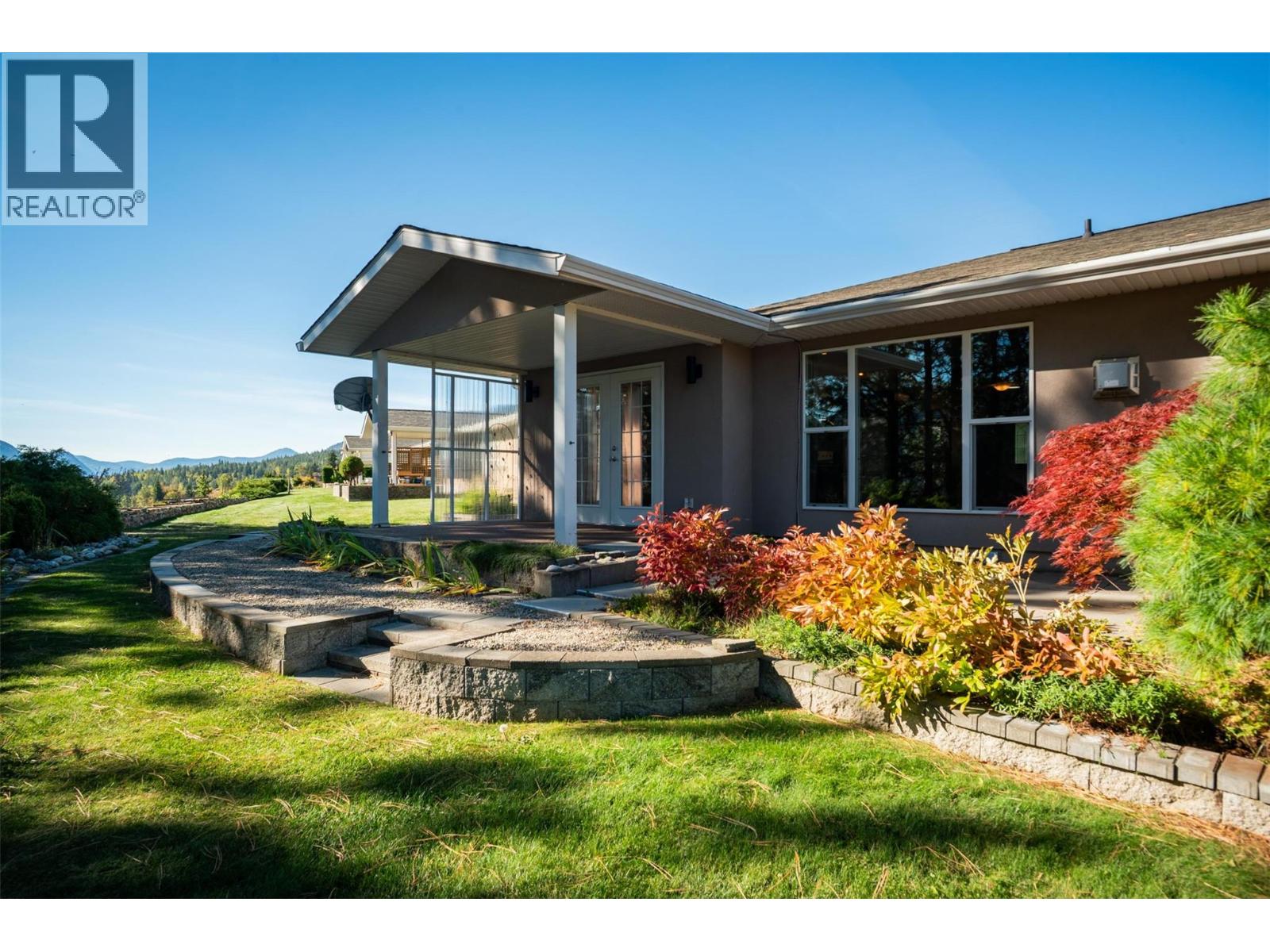 4200 Grandview Drive Unit# 135, Castlegar, British Columbia  V1N 4X6 - Photo 5 - 10365238