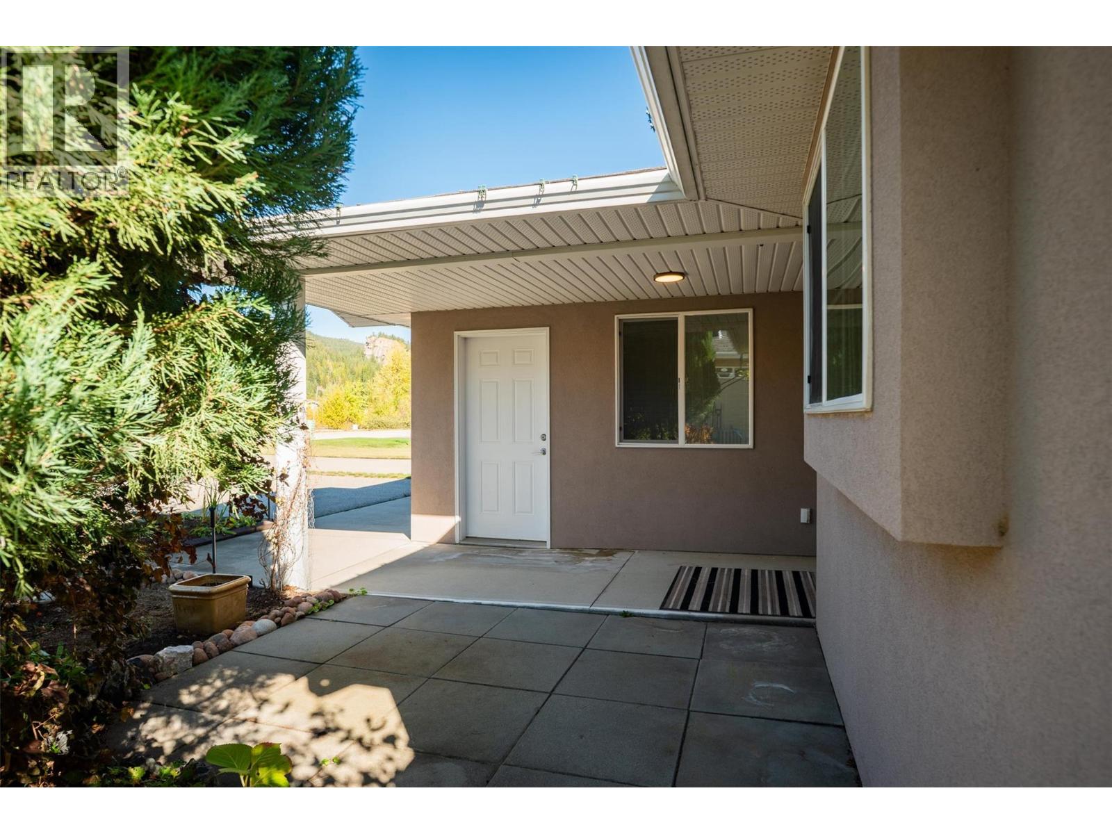 4200 Grandview Drive Unit# 135, Castlegar, British Columbia  V1N 4X6 - Photo 45 - 10365238