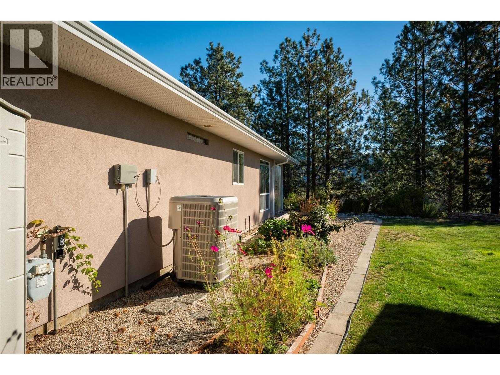 4200 Grandview Drive Unit# 135, Castlegar, British Columbia  V1N 4X6 - Photo 47 - 10365238