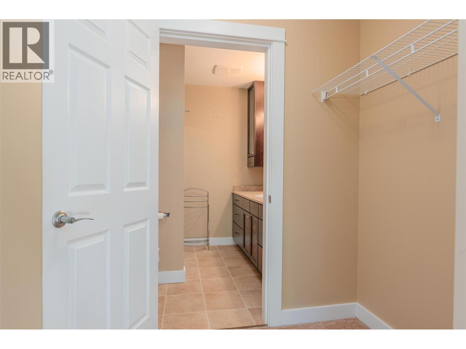 4200 Grandview Drive Unit# 135, Castlegar, British Columbia  V1N 4X6 - Photo 35 - 10365238
