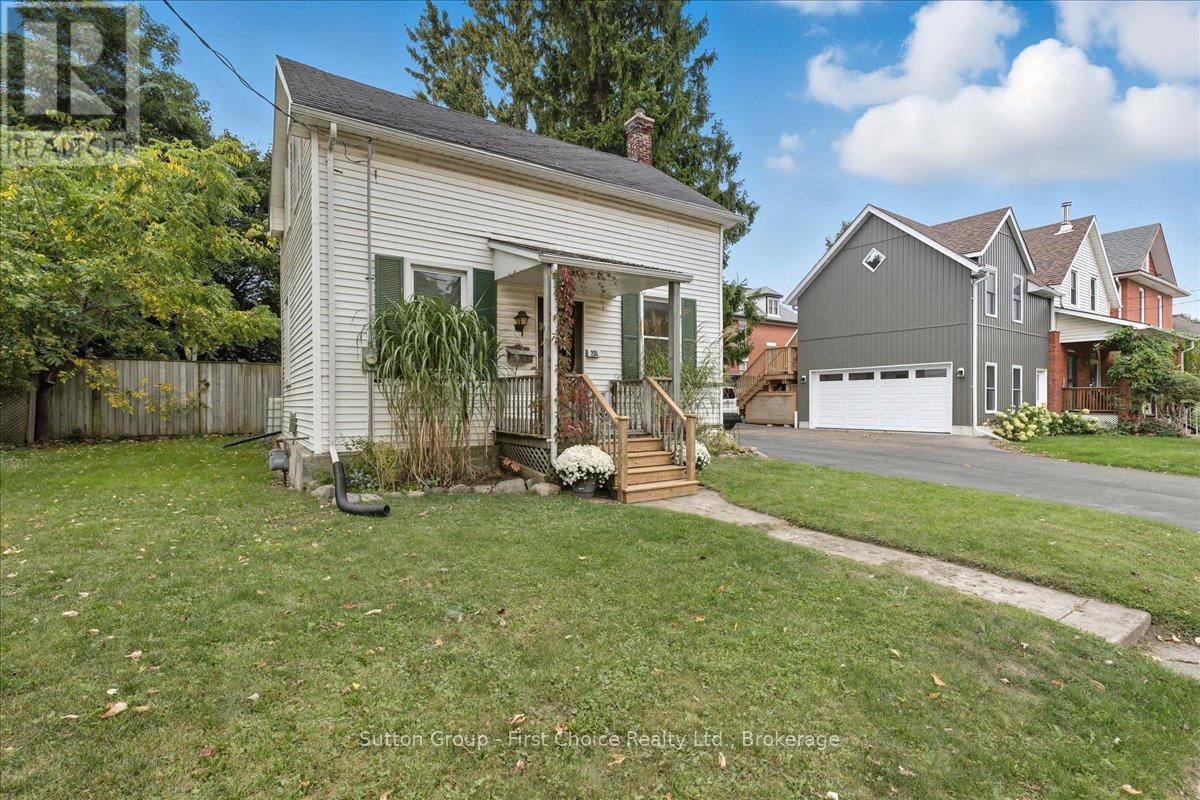 235 Wellington Street, Stratford, Ontario  N5A 2L7 - Photo 2 - X12452695