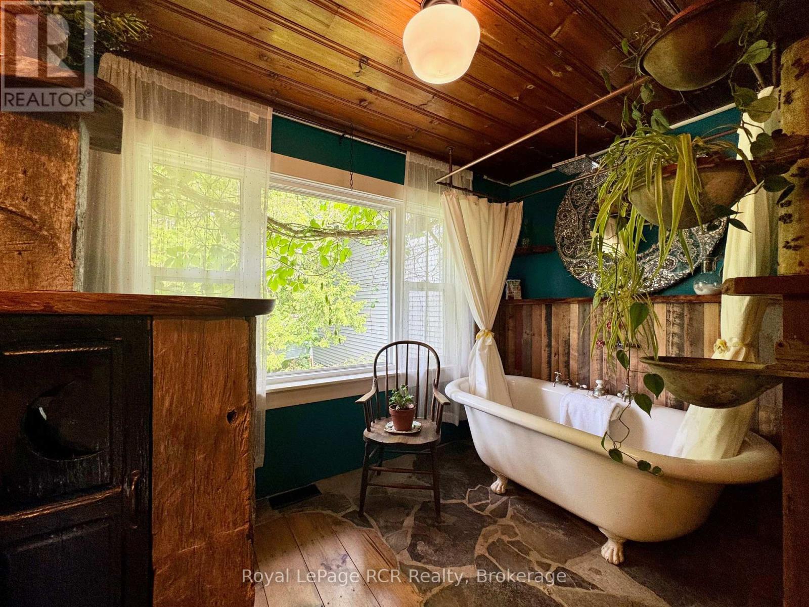 158 Forty Hills Road, Northern Bruce Peninsula, Ontario  N0H 1W0 - Photo 18 - X12452762