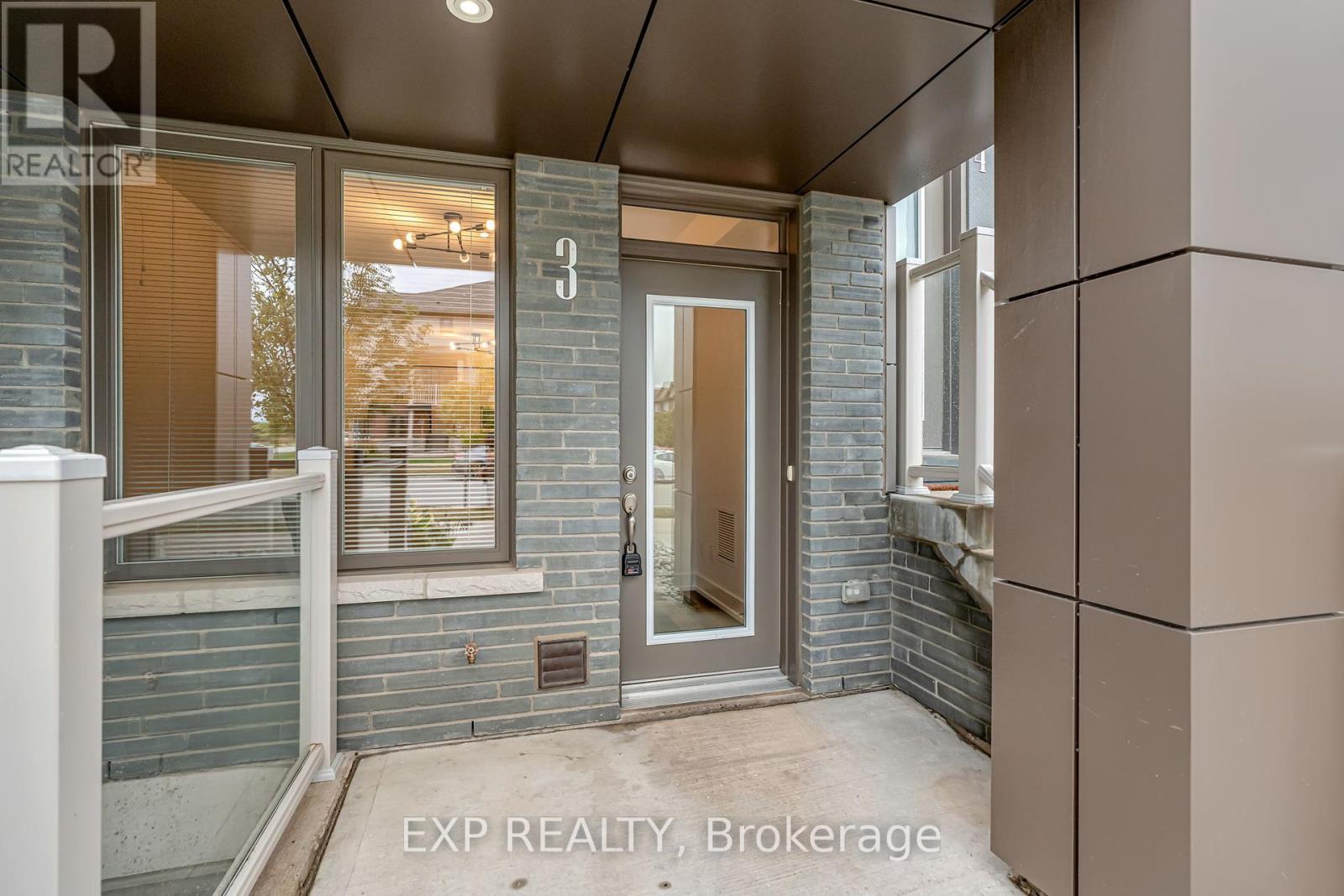 3 - 261 Skinner Road, Hamilton, Ontario  L8B 1W6 - Photo 5 - X12432456