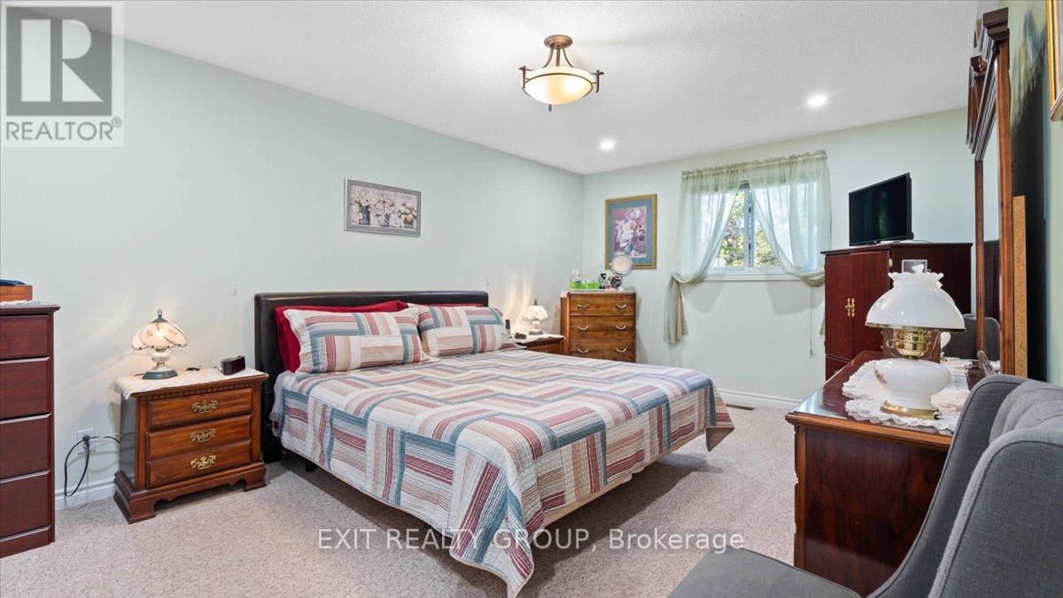 99 North Trent Street, Quinte West, Ontario  K0K 2C0 - Photo 10 - X12452645