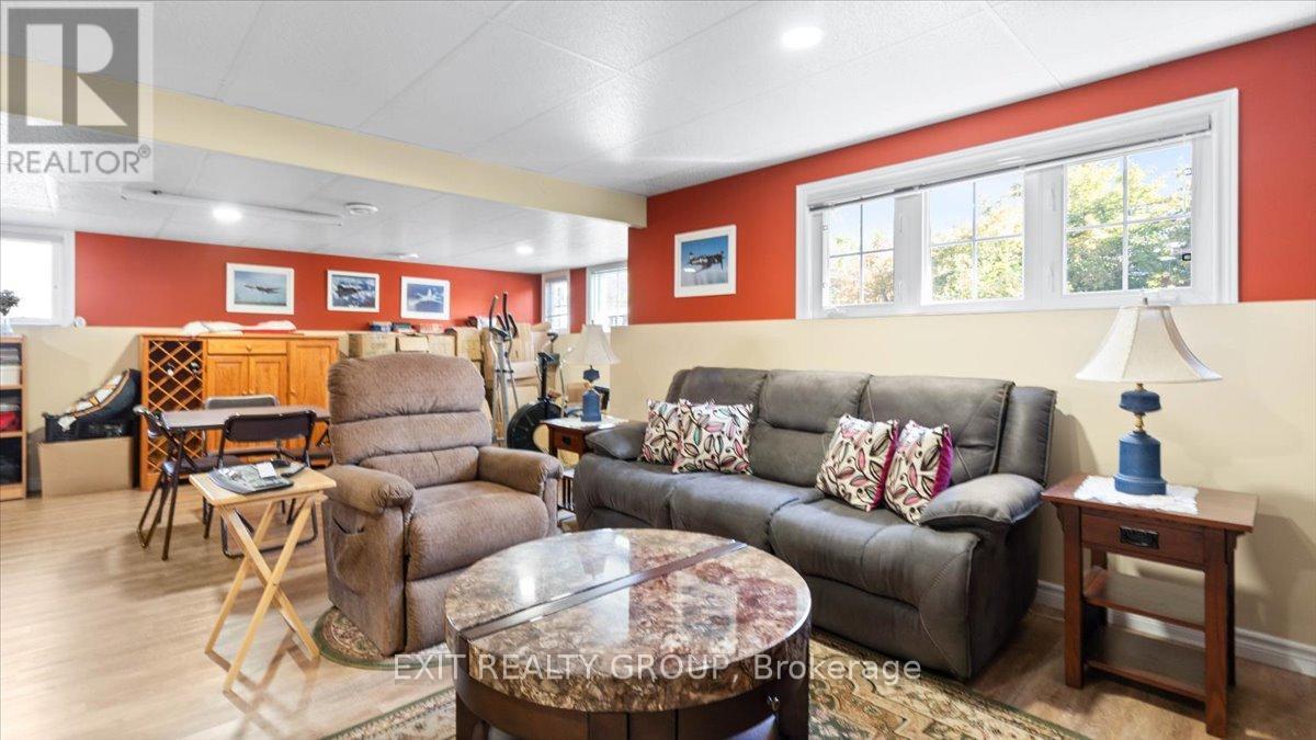 99 North Trent Street, Quinte West, Ontario  K0K 2C0 - Photo 28 - X12452645