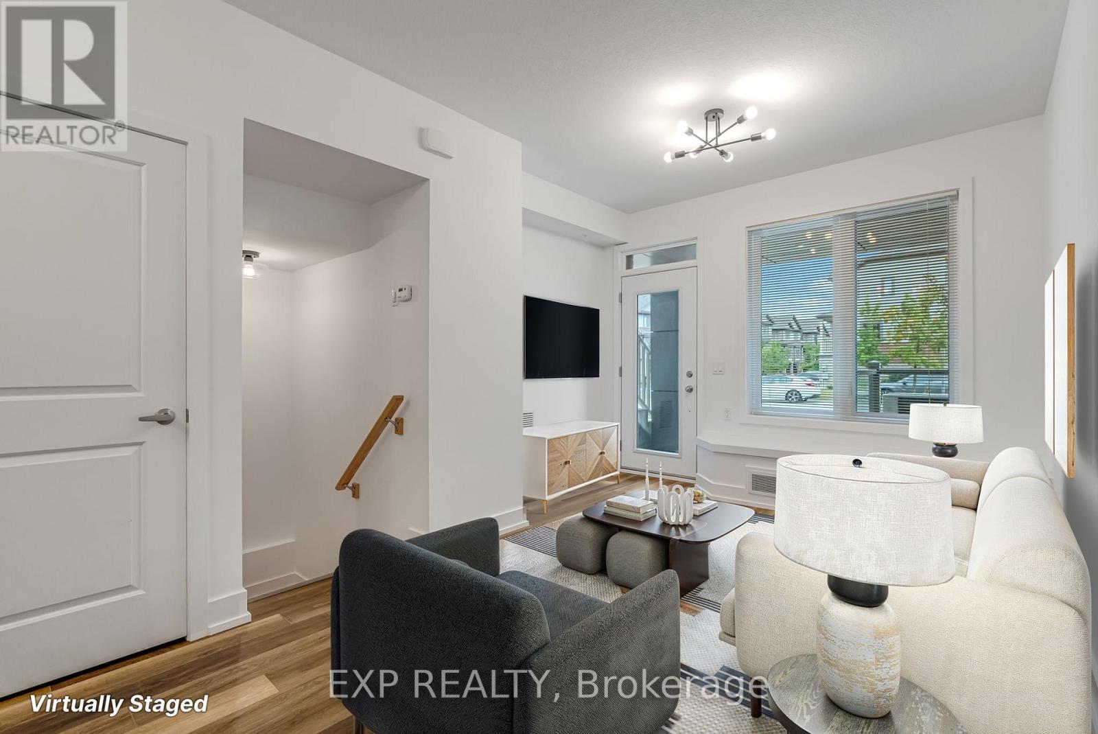 3 - 261 Skinner Road, Hamilton, Ontario  L8B 1W6 - Photo 8 - X12432456