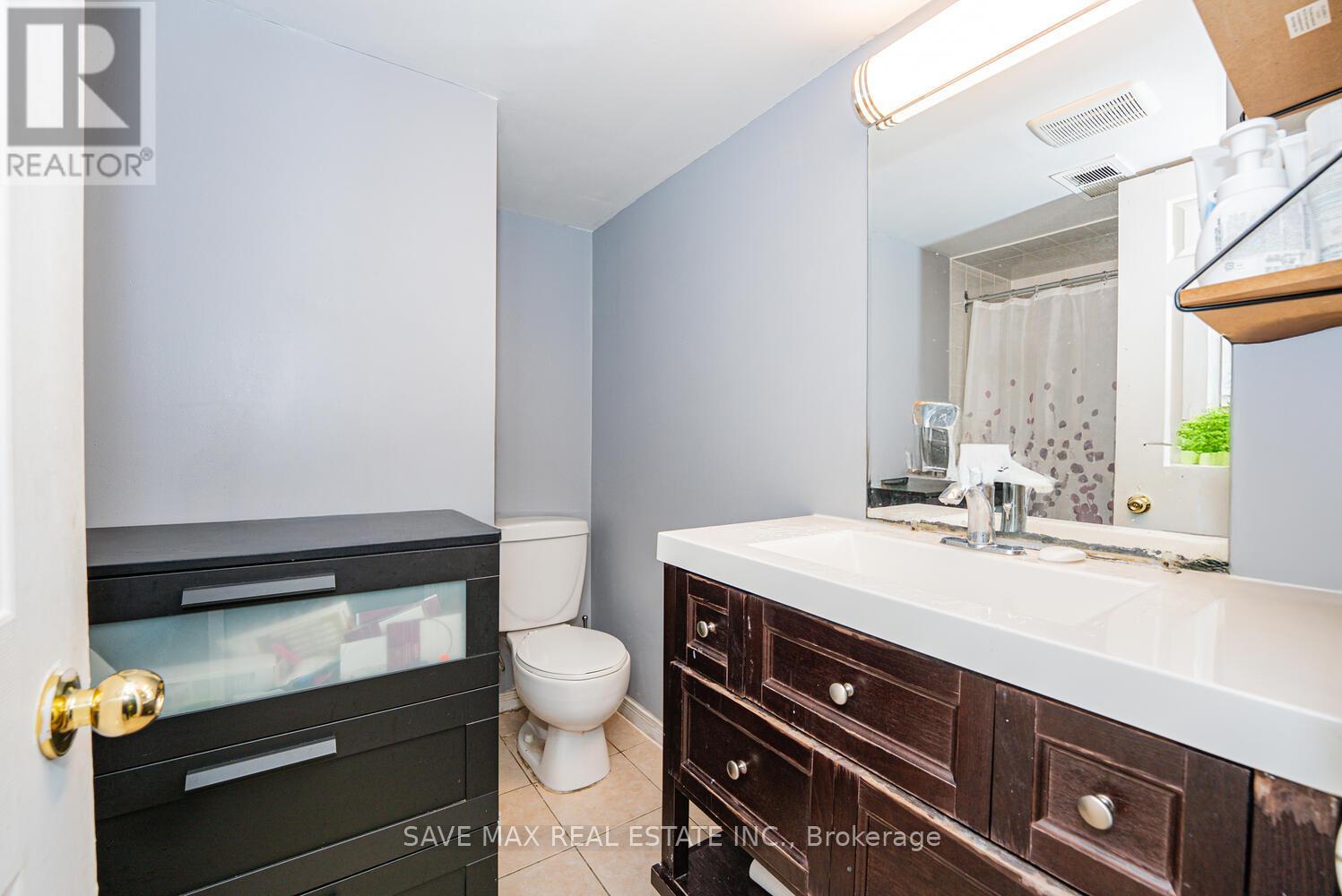 3 Gander Crescent, Brampton, Ontario  L6P 2J5 - Photo 43 - W12359644