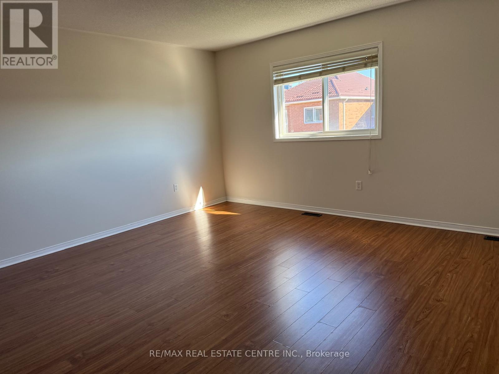 478 Huntington Ridge Drive, Mississauga, Ontario  L5R 0A9 - Photo 24 - W12448425