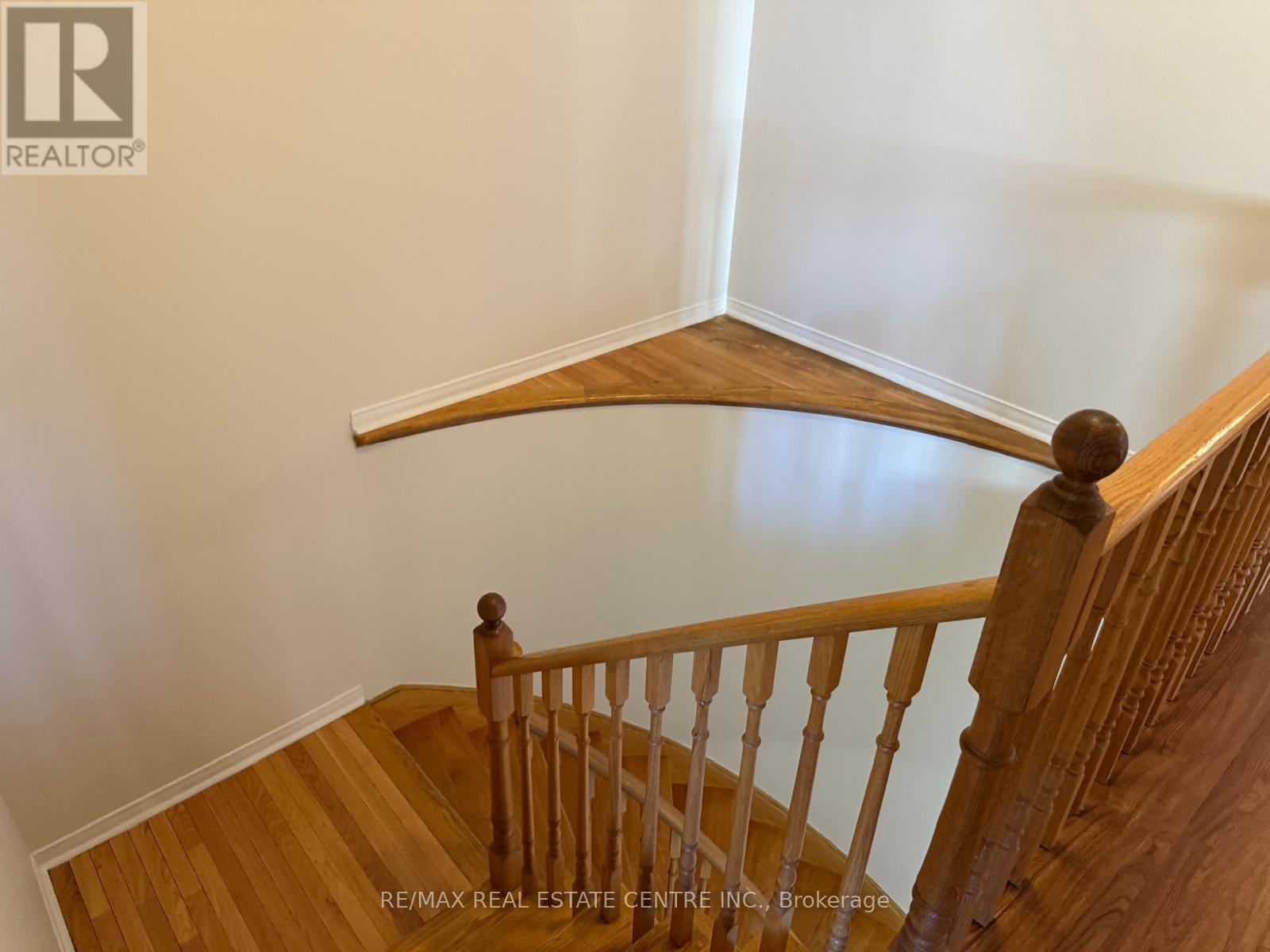 478 Huntington Ridge Drive, Mississauga, Ontario  L5R 0A9 - Photo 20 - W12448425