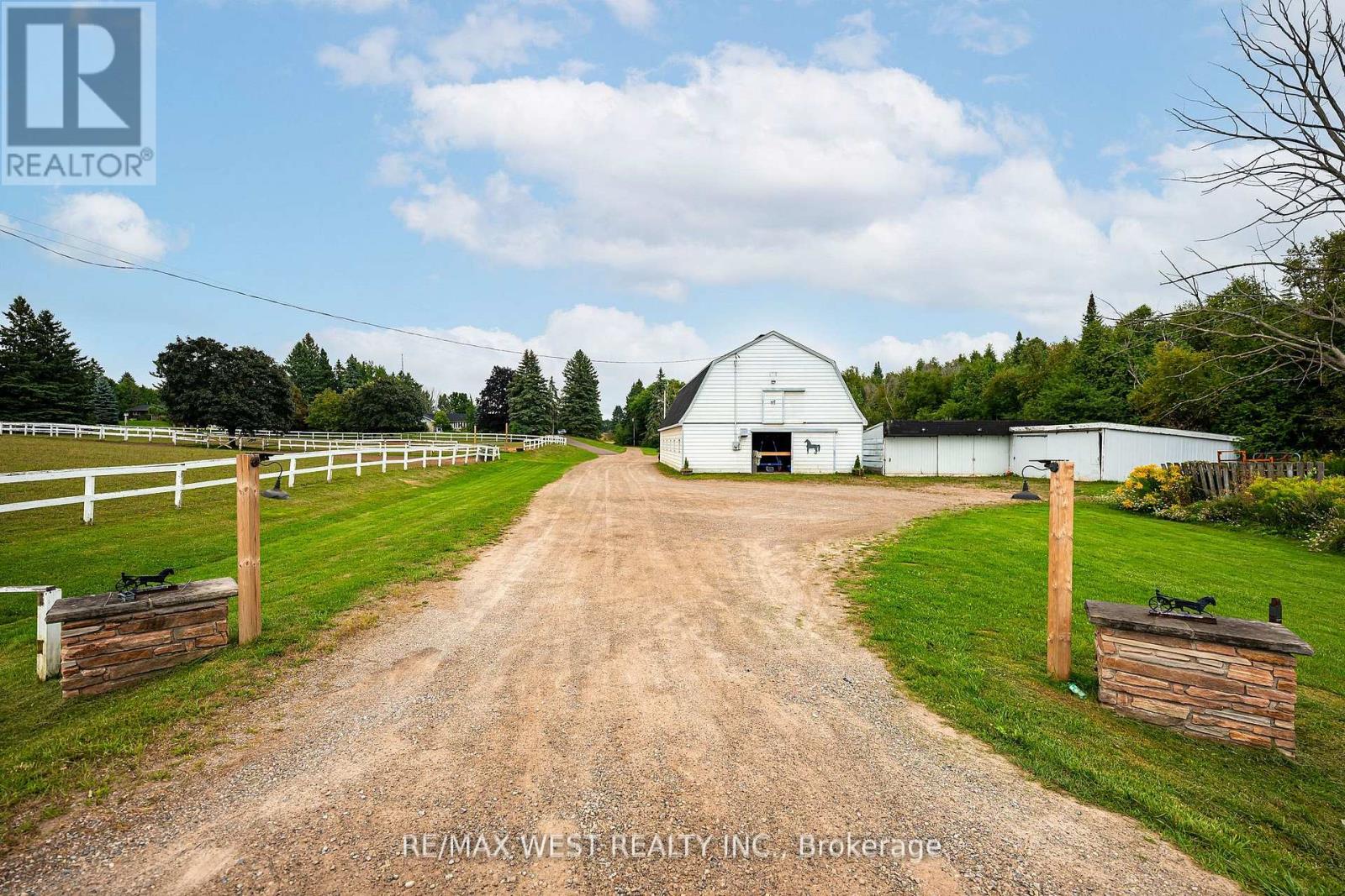 246044 County Rd 16 Road, Mono, Ontario  L9W 6K2 - Photo 23 - X12383271