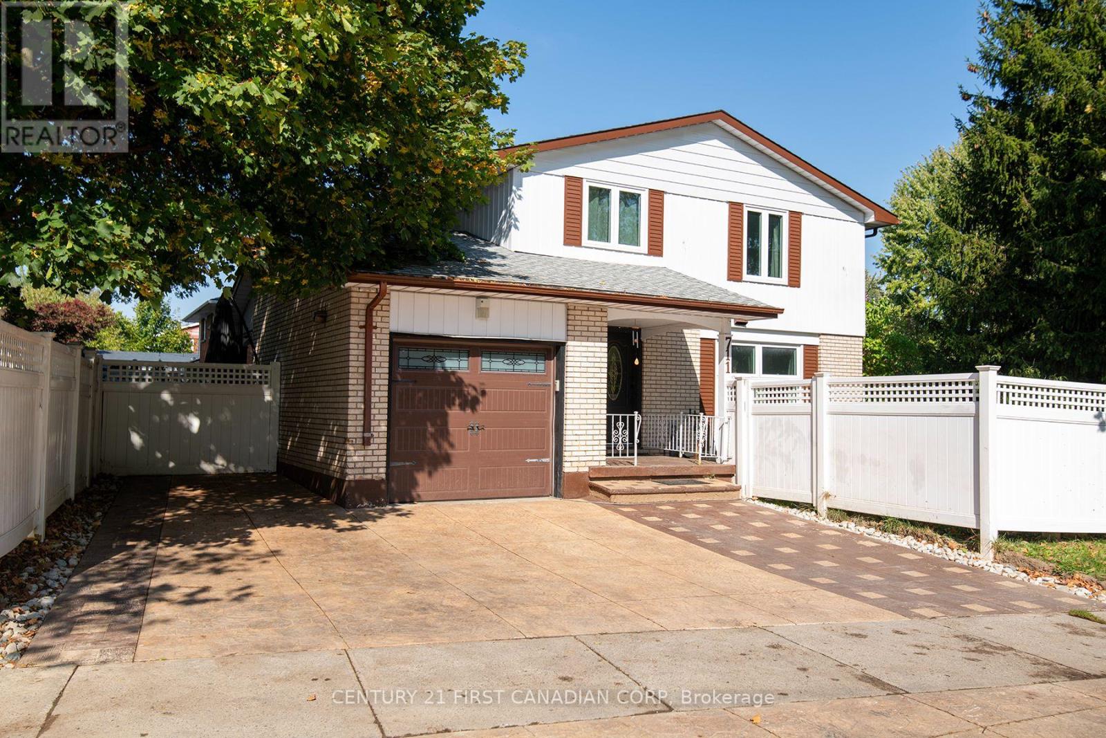711 Alanbrook Street S, London South (South O), Ontario  N6J 3B5 - Photo 2 - X12447973