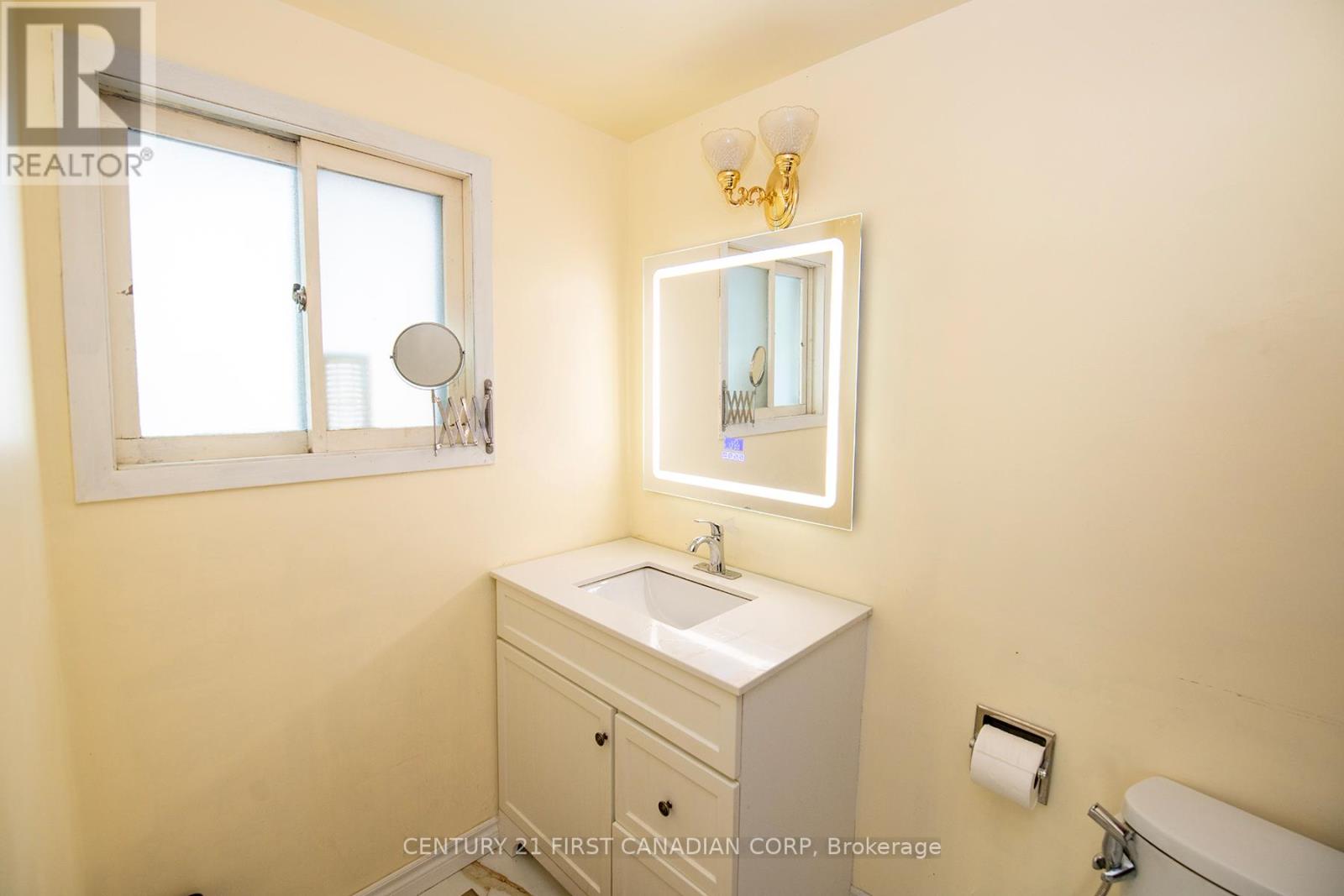 711 Alanbrook Street S, London South (South O), Ontario  N6J 3B5 - Photo 21 - X12447973