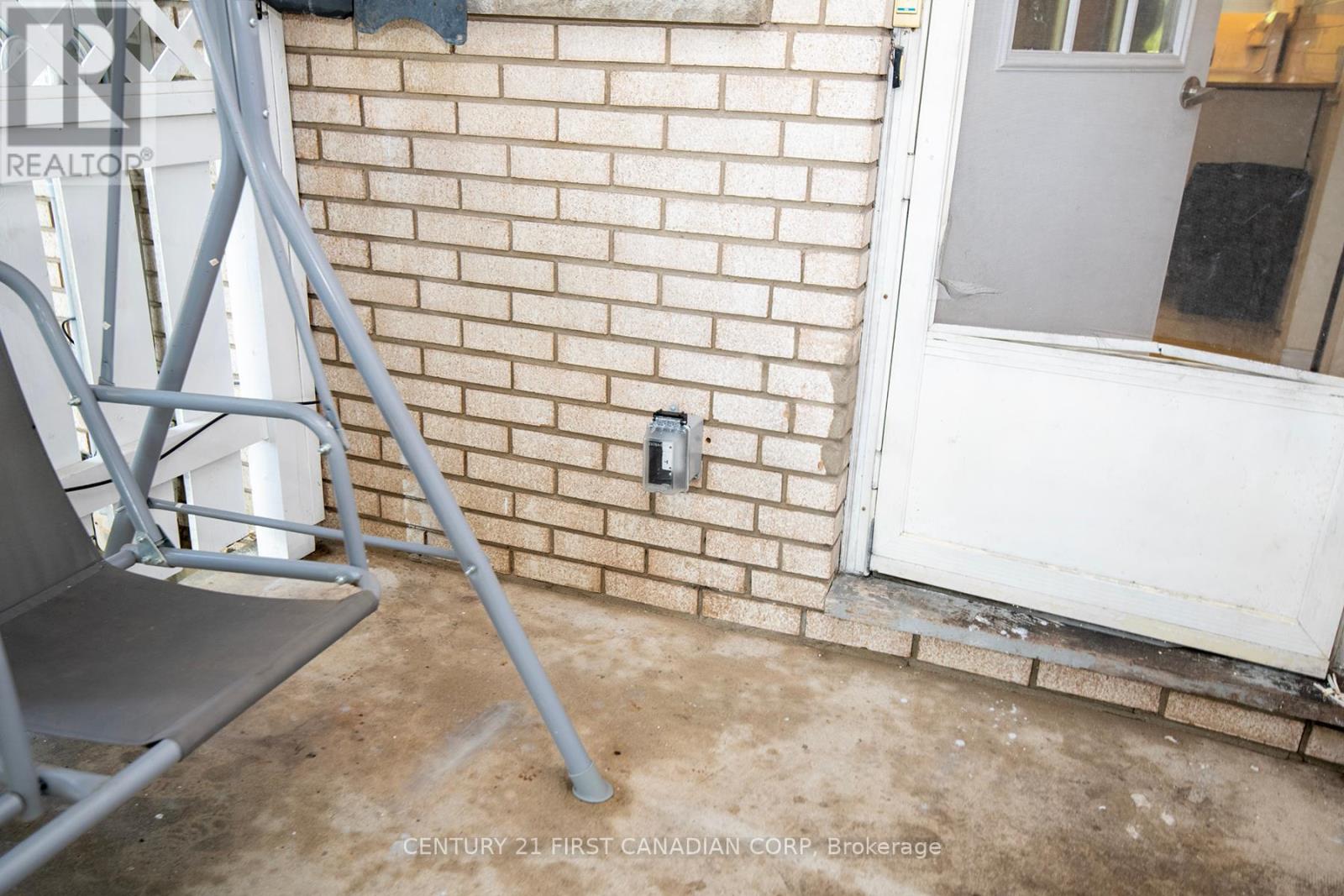 711 Alanbrook Street S, London South (South O), Ontario  N6J 3B5 - Photo 29 - X12447973