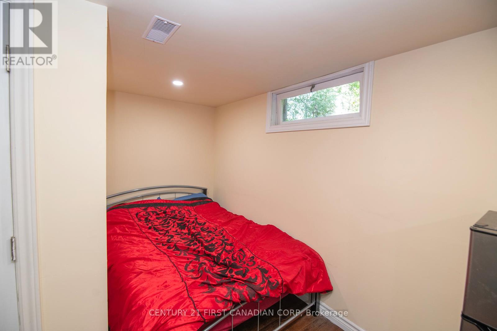 711 Alanbrook Street S, London South (South O), Ontario  N6J 3B5 - Photo 32 - X12447973