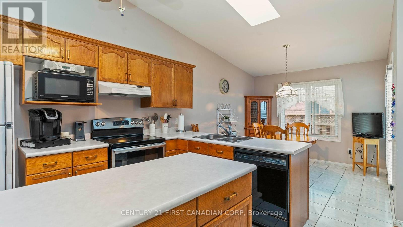 39 Yarmouth Drive, London East, Ontario  N5V 4T8 - Photo 18 - X12452728