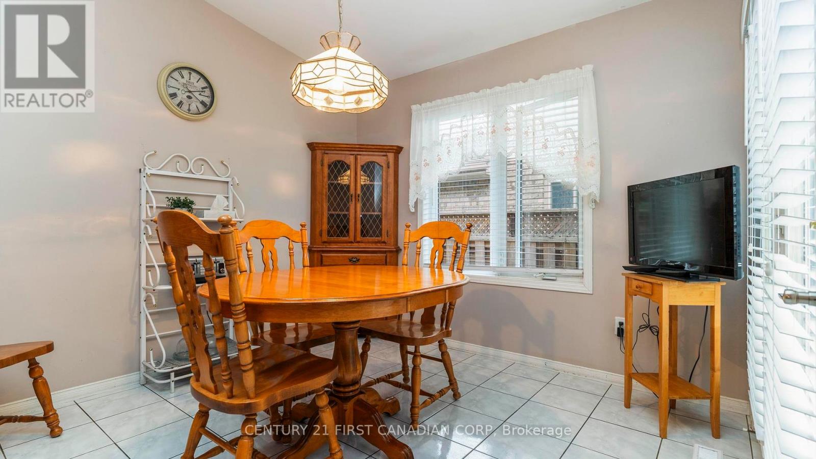 39 Yarmouth Drive, London East, Ontario  N5V 4T8 - Photo 20 - X12452728