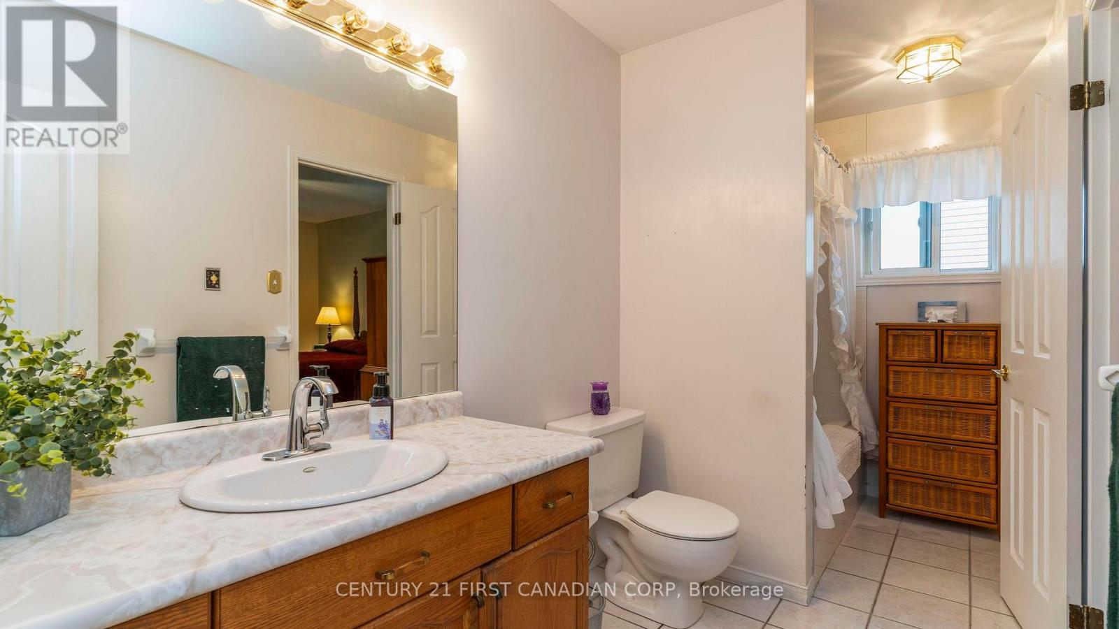 39 Yarmouth Drive, London East, Ontario  N5V 4T8 - Photo 22 - X12452728
