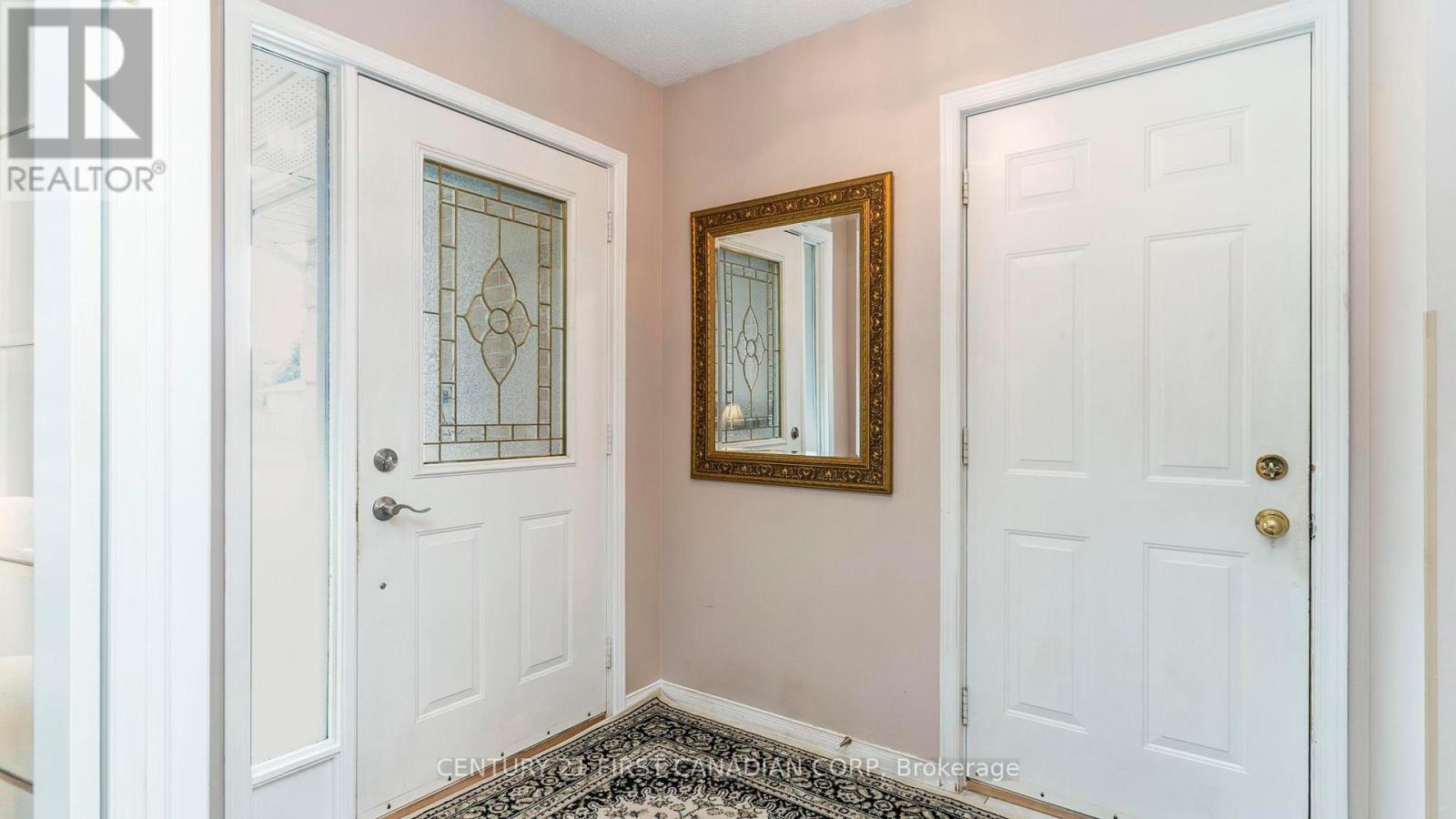 39 Yarmouth Drive, London East, Ontario  N5V 4T8 - Photo 6 - X12452728