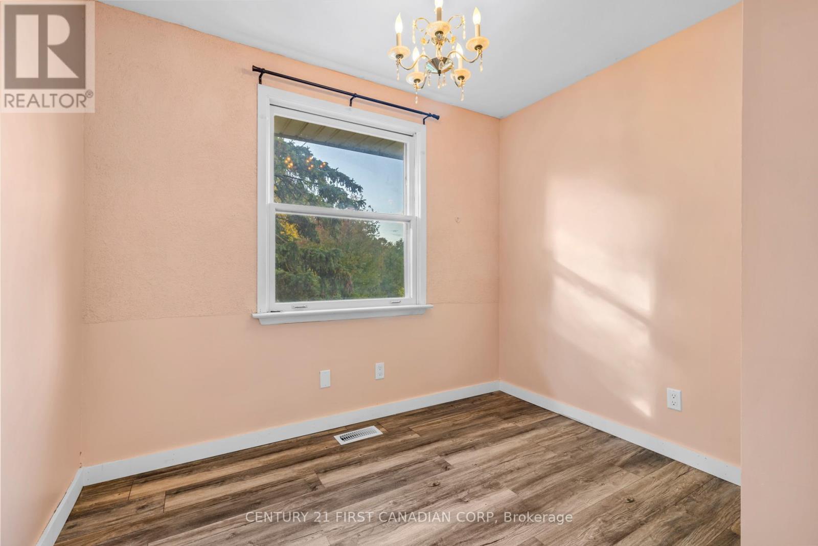 1732 Culver Drive, London East, Ontario  N5V 3G8 - Photo 14 - X12452737