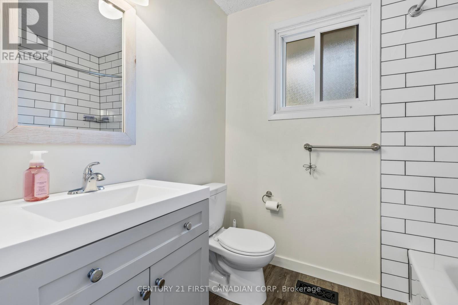 1732 Culver Drive, London East, Ontario  N5V 3G8 - Photo 15 - X12452737